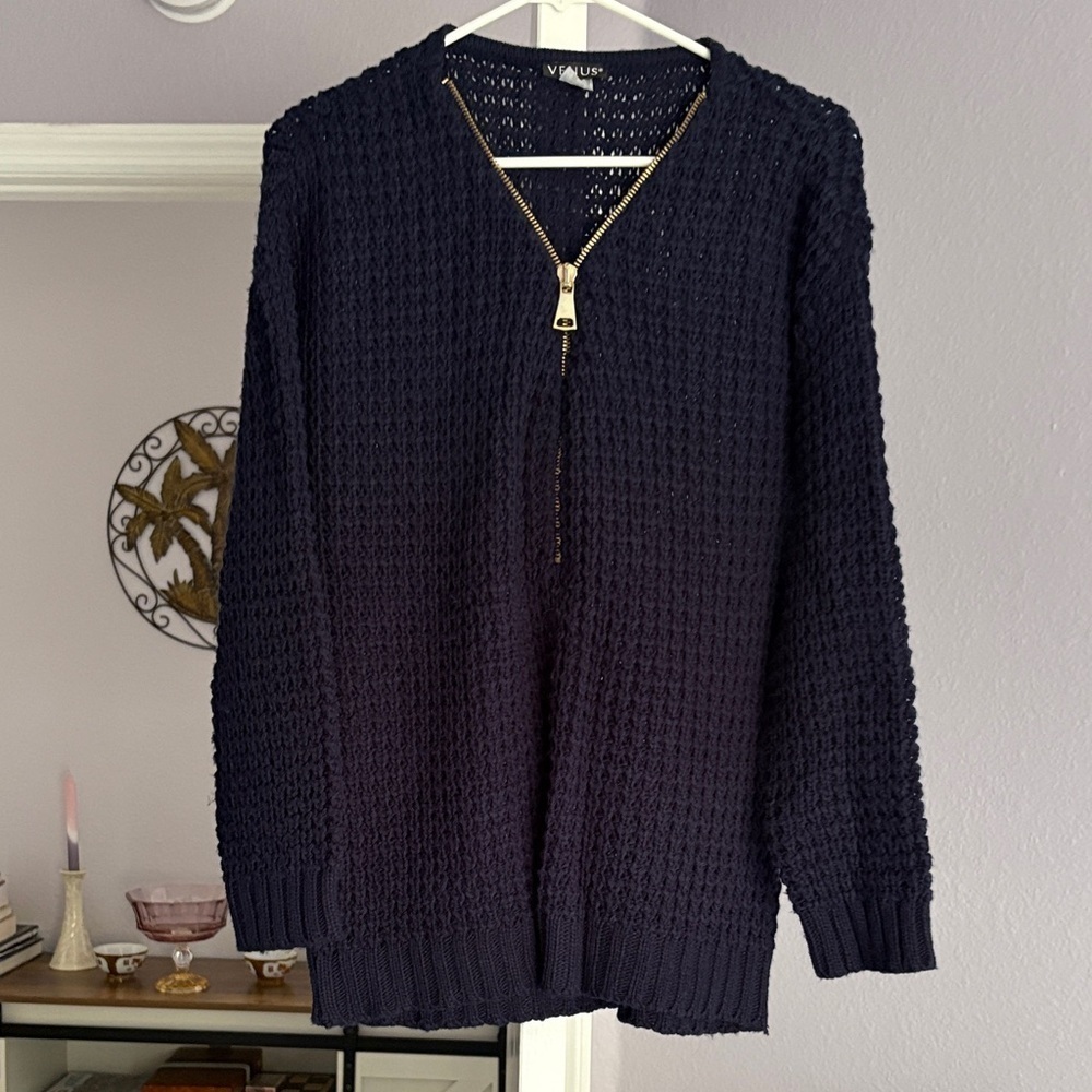 VENUS Navy V-Neck Sweater with Gold Zipper
